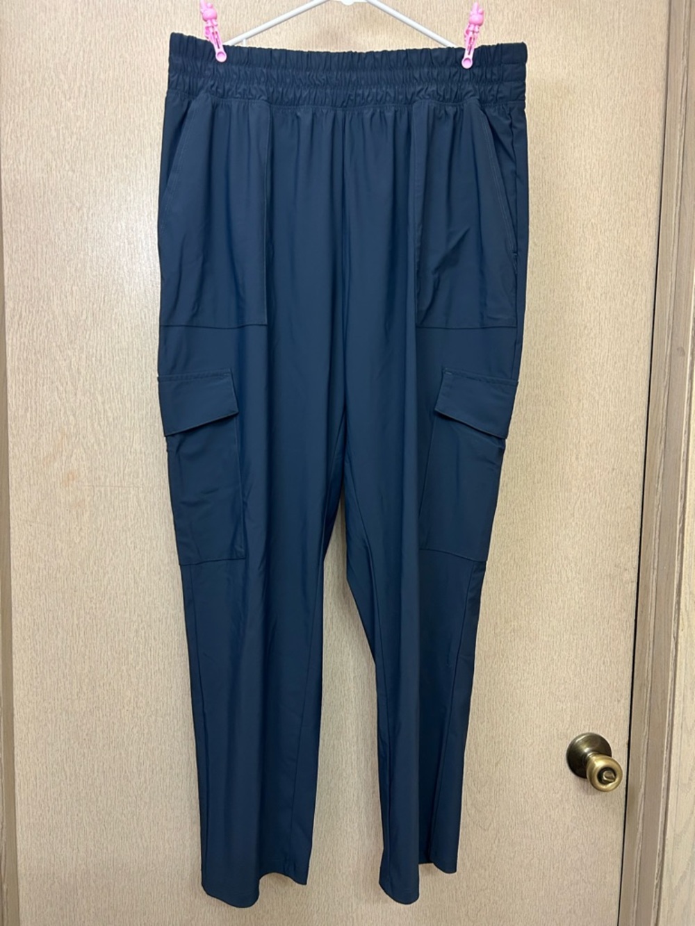 Old Navy Sleektech Go Dry Blue Athletic Joggers - Size L